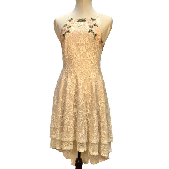 City Triangles Ivory Lace Floral Applique High-Low Sleeveless Dress Size 4 - Picture 2 of 8